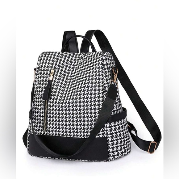 New Backpack, Shoulder Bag - Picture 5 of 7